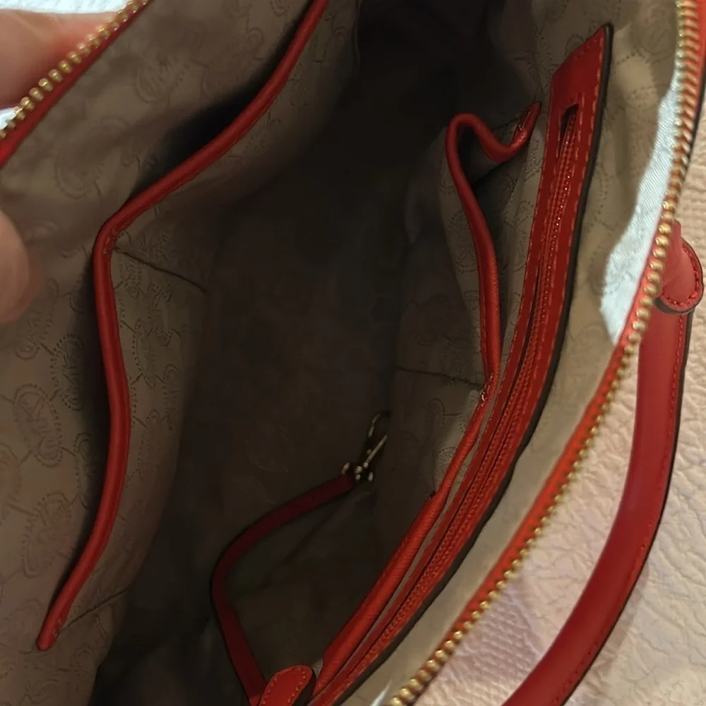 Michael Kors Orange hand bag/crossbody